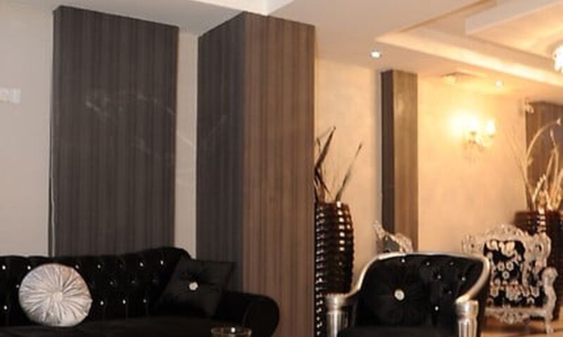 Grand Center Boutique Hotel