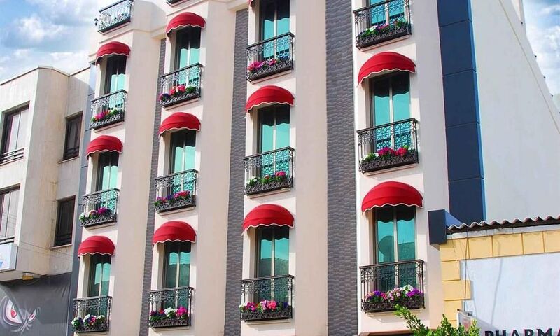 Grand Center Boutique Hotel